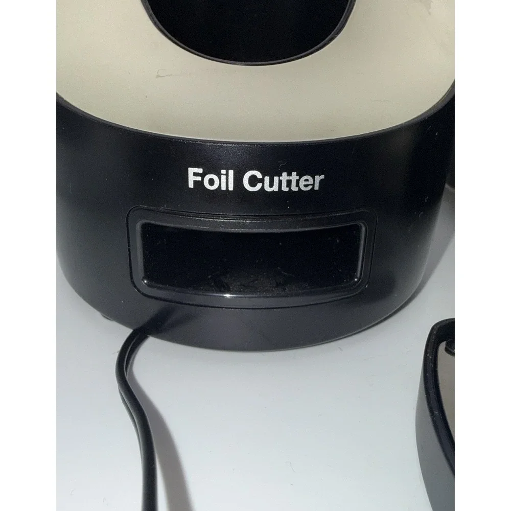 Cuisinart CWO-50 Cordless Wine Opener Charging Base Foil Cutter